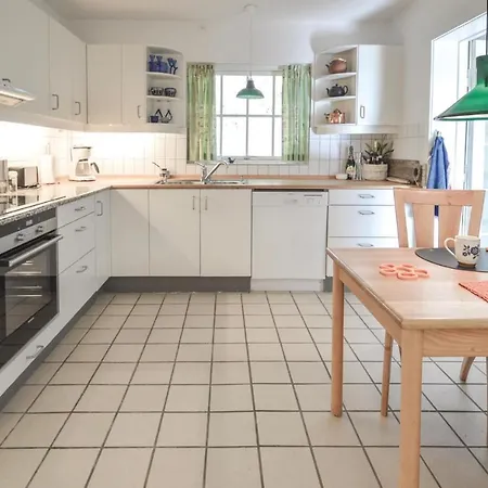 Two-bedroom Holiday In Nyaraló *